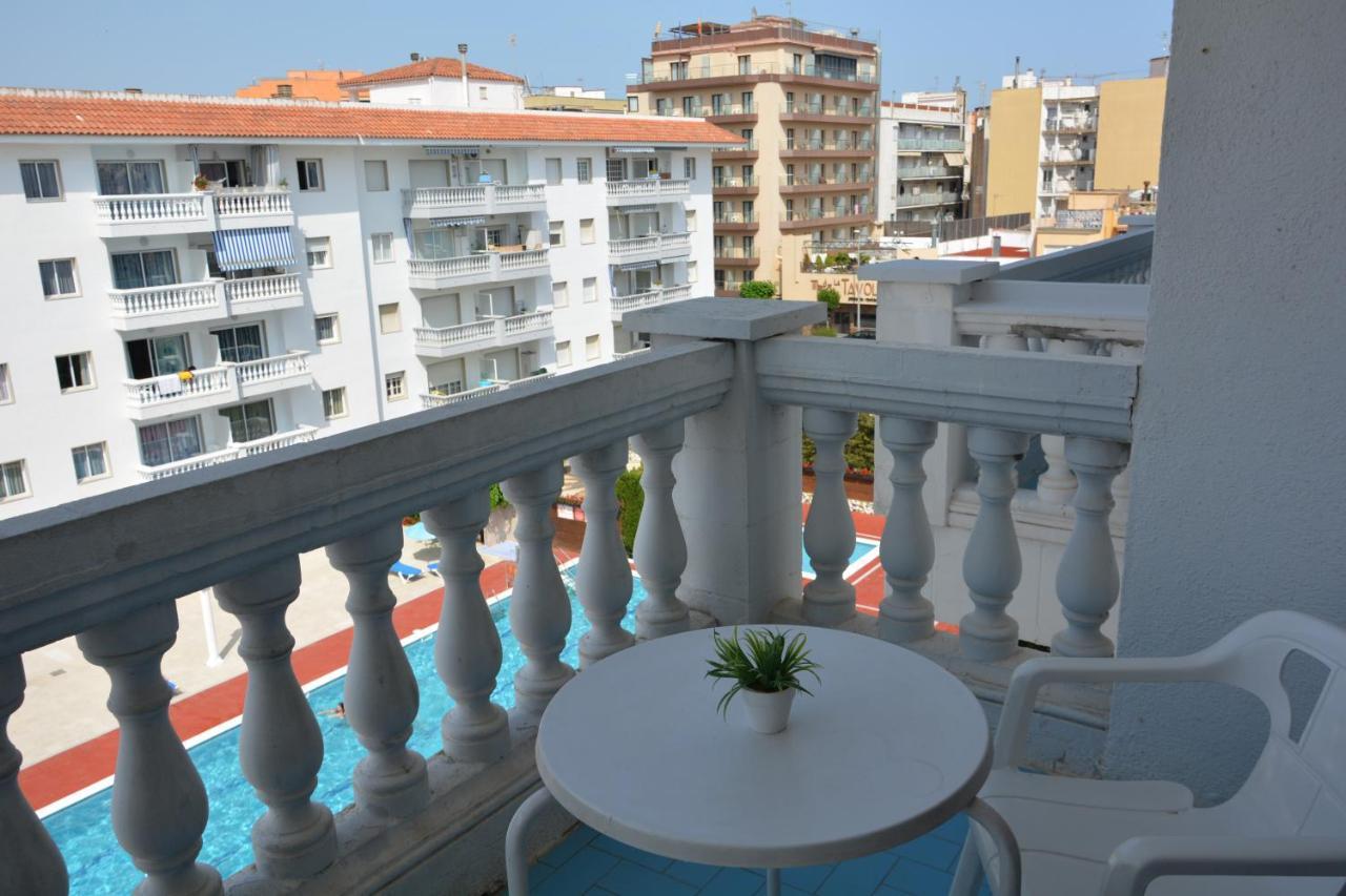 Apcostas Europa Apartment Blanes Luaran gambar
